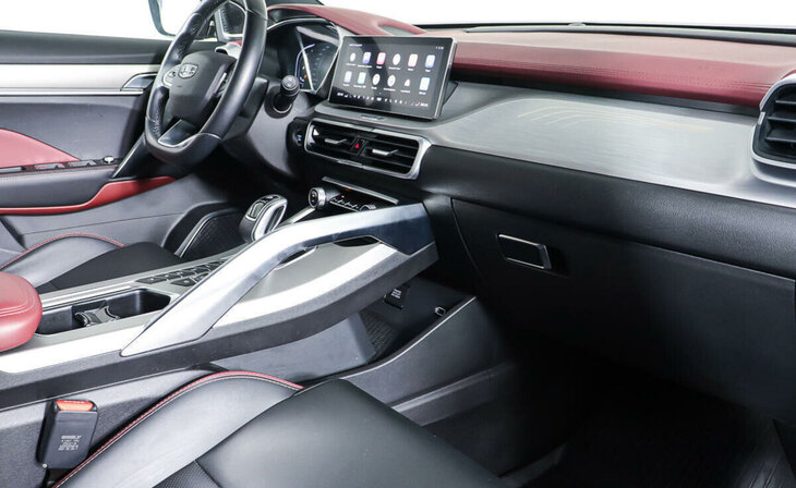 Geely Coolray - Фото 8