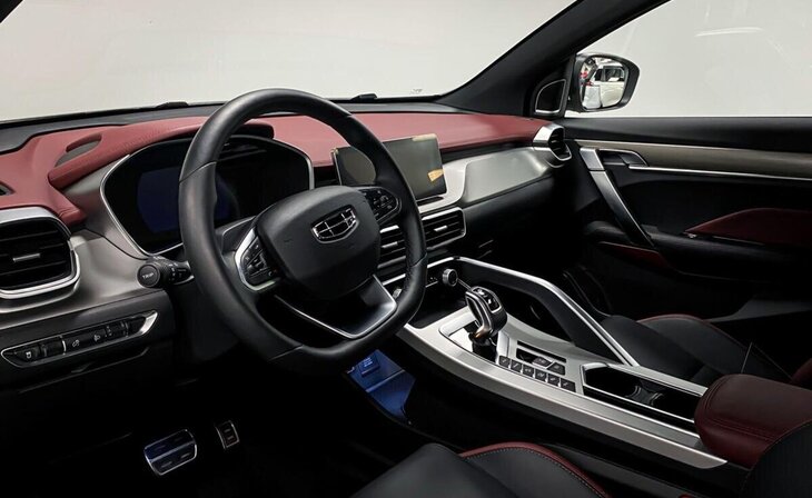 Geely Coolray - Фото 8