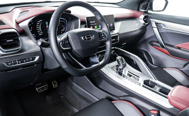 Geely Coolray - Фото 10