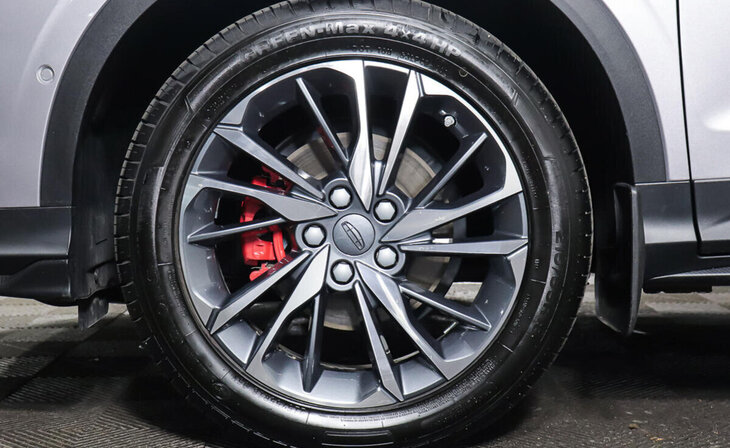 Geely Coolray - Фото 7