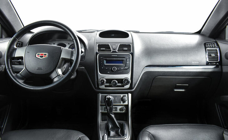 Geely Emgrand EC7 - Фото 6