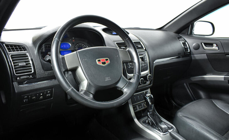 Geely Emgrand EC7 - Фото 7