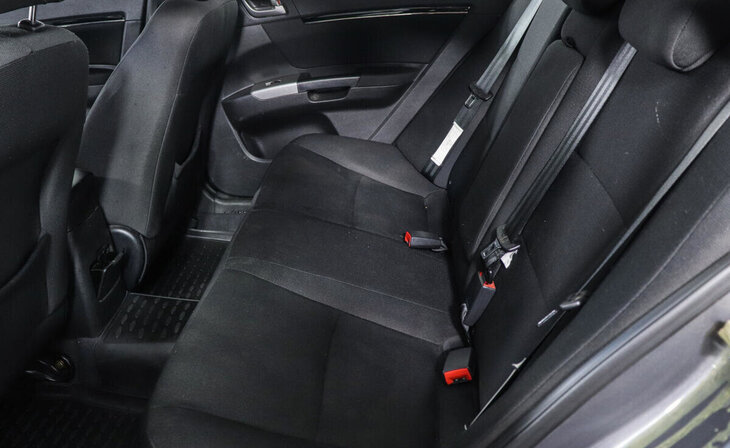 Geely Emgrand EC7 - Фото 8