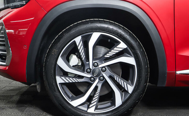 Geely Monjaro - Фото 8