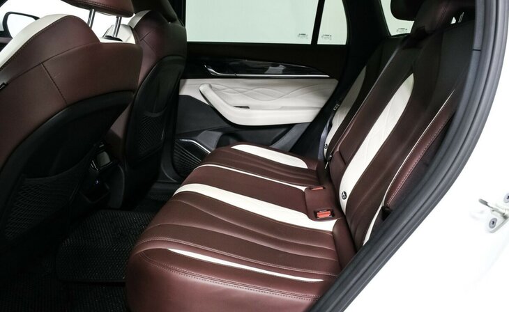 Geely Monjaro - Фото 11