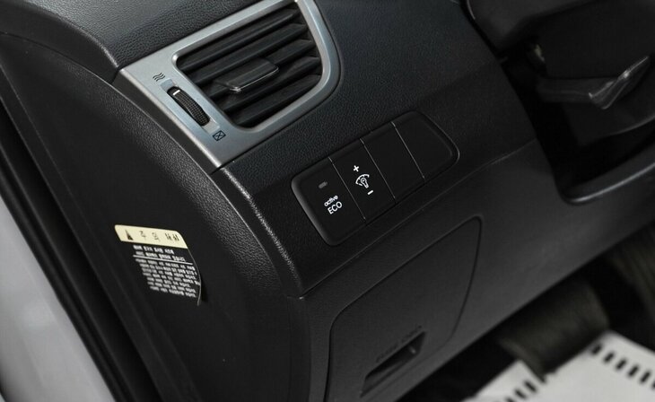 Hyundai Avante - Фото 6