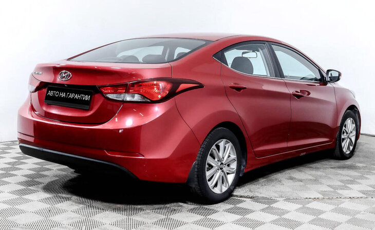 Hyundai Elantra - Фото 2