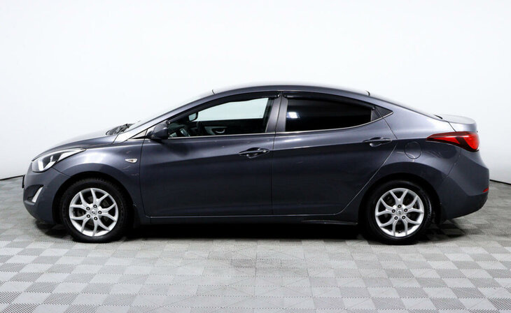 Hyundai Elantra - Фото 2