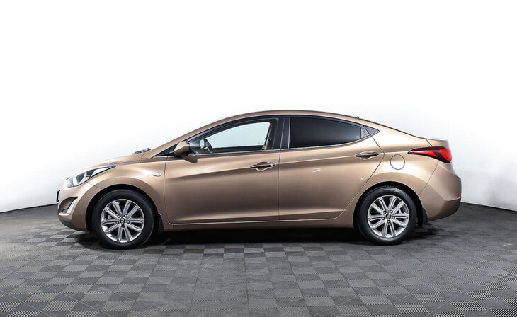 Hyundai Elantra - Фото 2