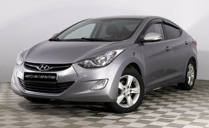 Hyundai Elantra - Фото 0