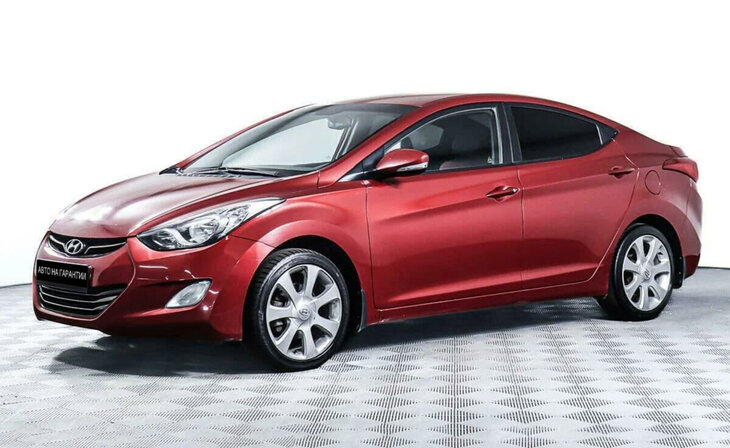Hyundai Elantra - Фото 0