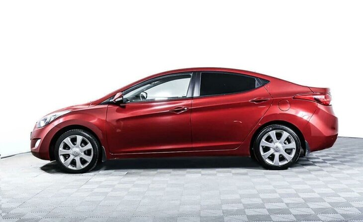 Hyundai Elantra - Фото 2