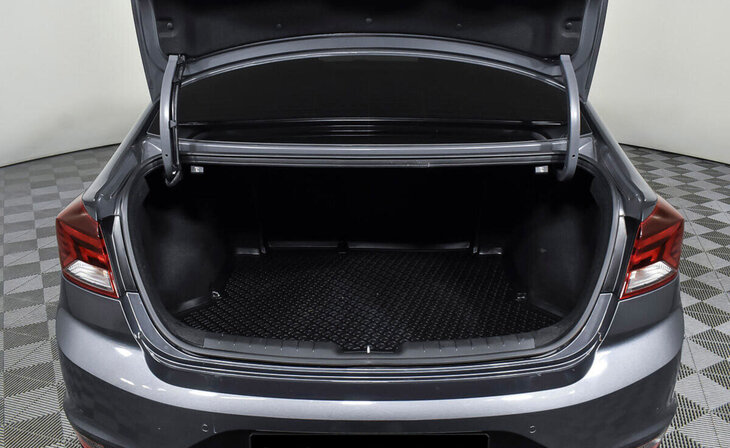 Hyundai Elantra - Фото 16