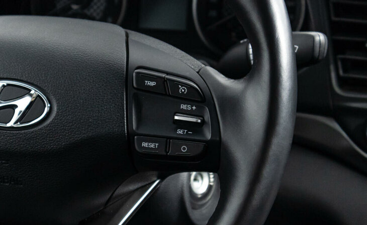 Hyundai Elantra - Фото 9