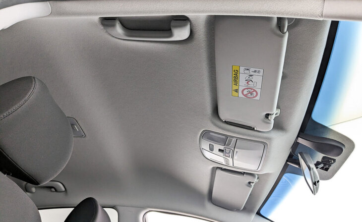 Hyundai Elantra - Фото 21