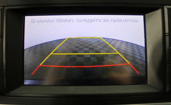 Hyundai Elantra - Фото 8