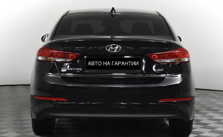 Hyundai Elantra - Фото 5