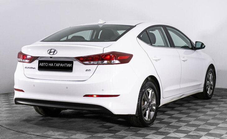 Hyundai Elantra - Фото 2