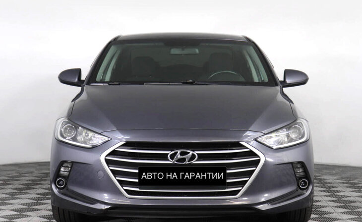 Hyundai Elantra - Фото 1