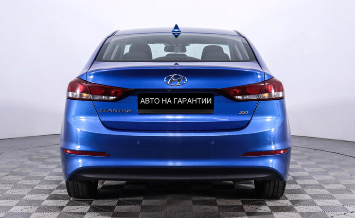 Hyundai Elantra - Фото 3