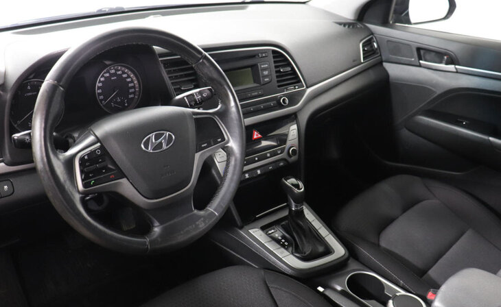 Hyundai Elantra - Фото 6