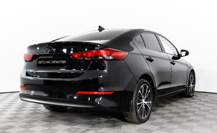 Hyundai Elantra - Фото 2