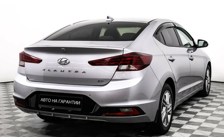 Hyundai Elantra - Фото 5