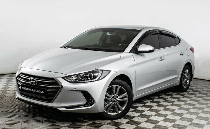 Hyundai Elantra - Фото 0
