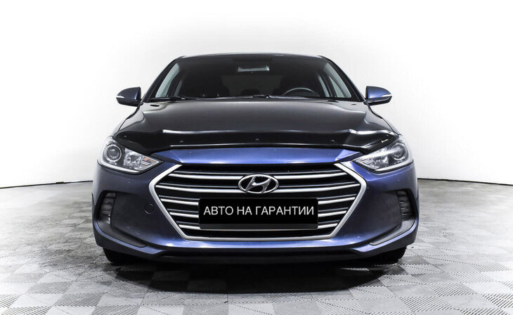 Hyundai Elantra - Фото 1