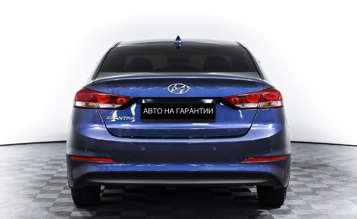 Hyundai Elantra - Фото 5