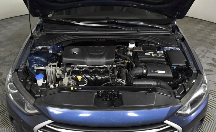 Hyundai Elantra - Фото 6