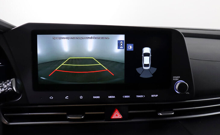 Hyundai Elantra - Фото 13