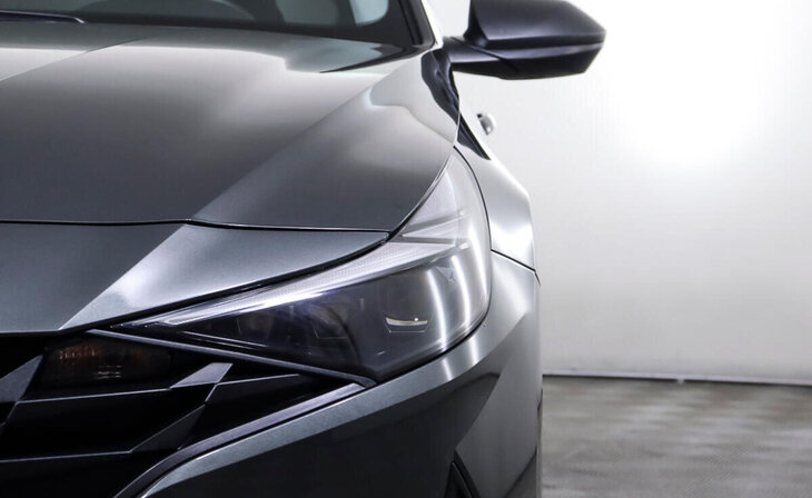 Hyundai Elantra - Фото 4