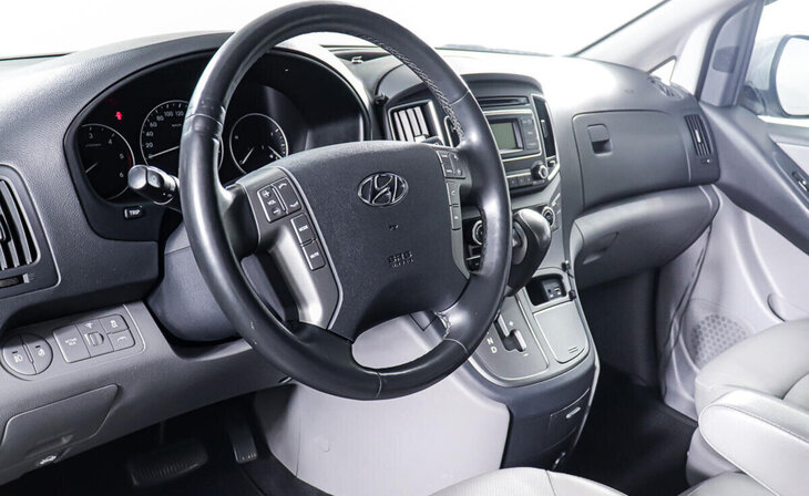 Hyundai Grand Starex - Фото 10