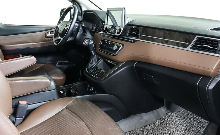 Hyundai Grand Starex - Фото 9