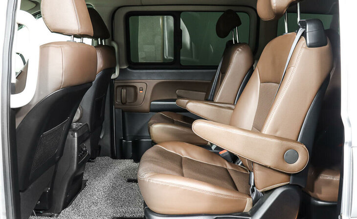 Hyundai Grand Starex - Фото 17