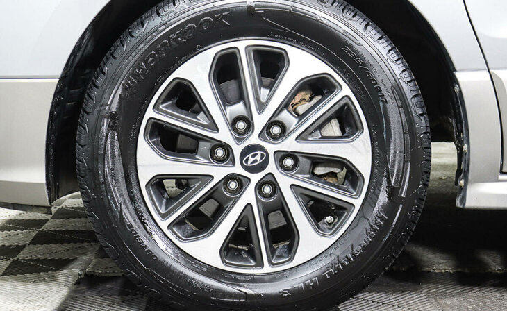 Hyundai Grand Starex - Фото 8