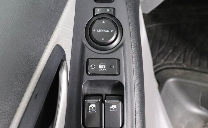 Hyundai Grand Starex - Фото 12