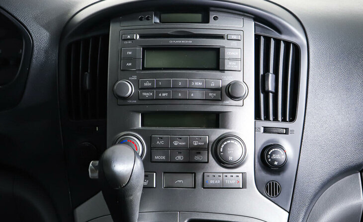 Hyundai Grand Starex - Фото 11