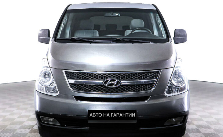 Hyundai Grand Starex - Фото 1