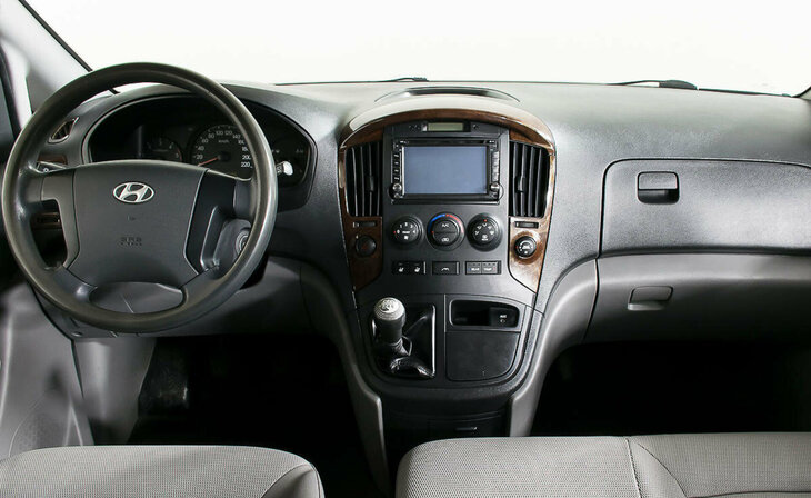 Hyundai Grand Starex - Фото 10