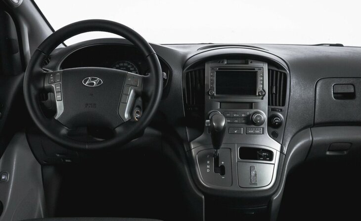 Hyundai Grand Starex - Фото 9