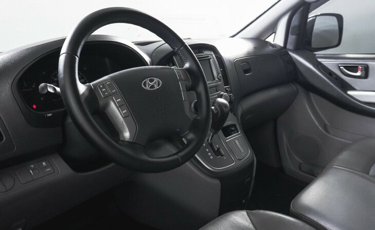 Hyundai Grand Starex - Фото 10