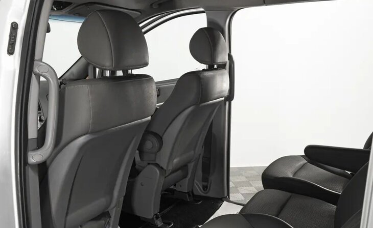 Hyundai Grand Starex - Фото 10