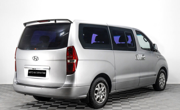 Hyundai Grand Starex - Фото 3