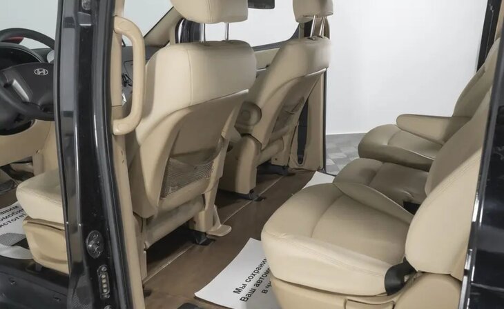 Hyundai Grand Starex - Фото 11