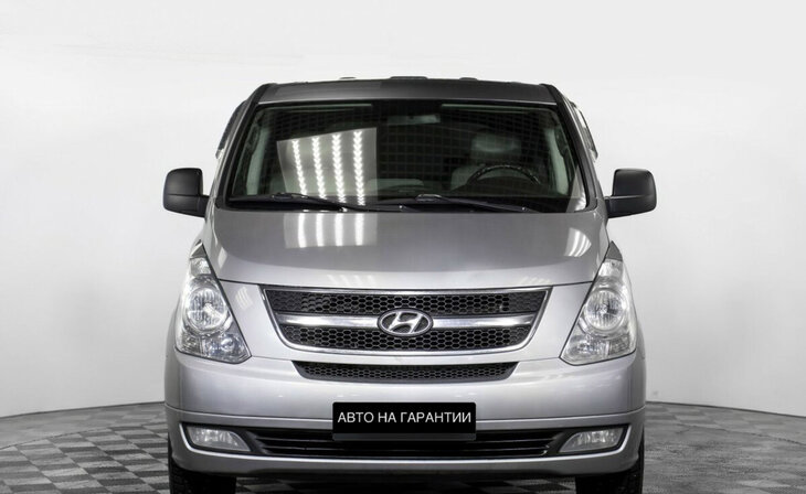 Hyundai Grand Starex - Фото 1