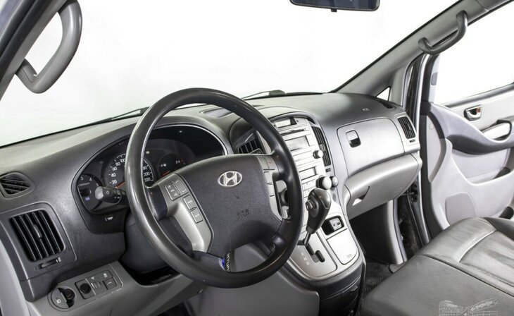 Hyundai Grand Starex - Фото 7