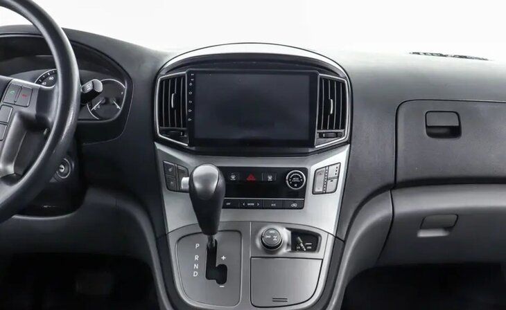 Hyundai Grand Starex - Фото 7