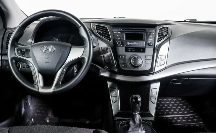 Hyundai i40 - Фото 9